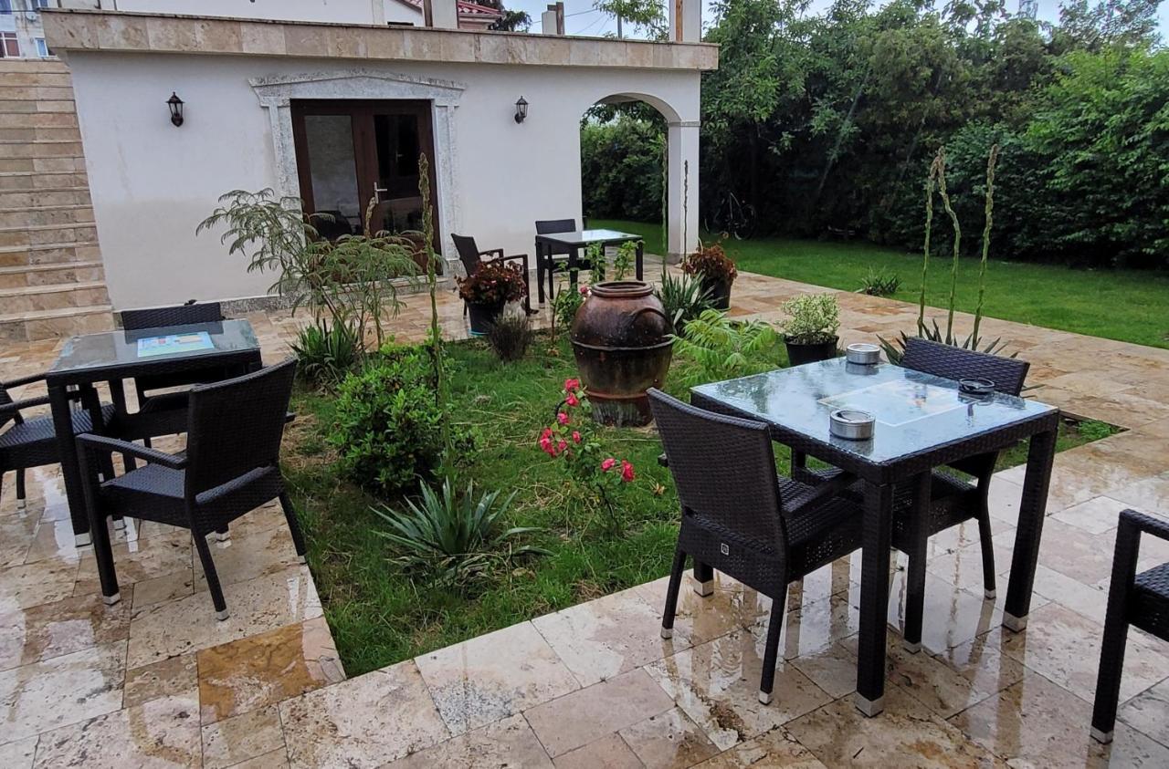 Отель Vila Caviar Сулина Экстерьер фото