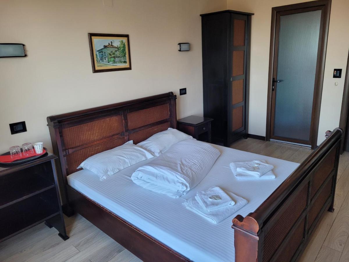 Отель Vila Caviar Сулина Экстерьер фото